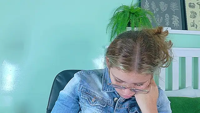 BelaMiller  online show from 10/09/25, 11:41