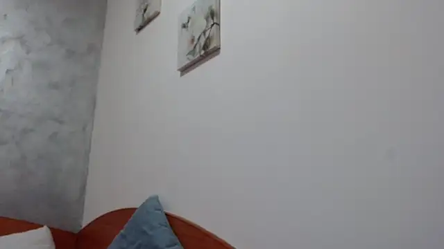 Snapshot of jollene chatting on 11/12/25, 02:39 jollene online show from 11/12/25, 02:39