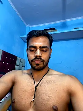 Snapshot of fireboyyyyy chatting on 10/10/25, 10:42 fireboyyyyy online show from 10/10/25, 10:42