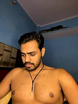 Snapshot of fireboyyyyy chatting on 10/14/25, 08:53 fireboyyyyy online show from 10/14/25, 08:53