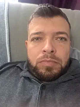 Snapshot of Clau1291 chatting on 10/12/25, 06:34 Clau1291 online show from 10/12/25, 06:34