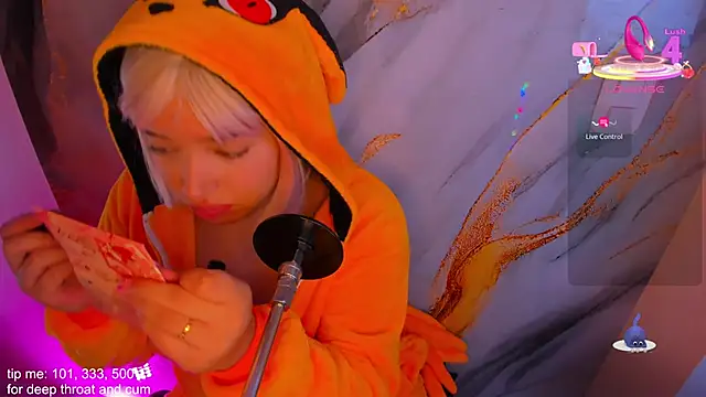 hinata dolly online show from 12/04/25, 08:56