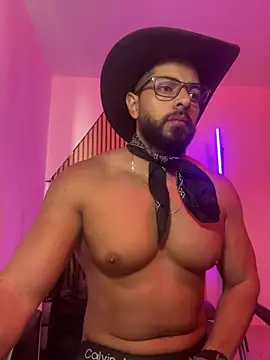 Snapshot of magnumchris chatting on 02/09/26, 01:59 magnumchris online show from 02/09/26, 01:59