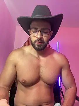 Snapshot of magnumchris chatting on 02/21/26, 03:02 magnumchris online show from 02/21/26, 03:02