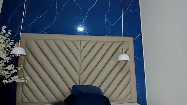 Snapshot of Ibbie_drastic chatting on 09/22/25, 12:07 Ibbie drastic online show from 09/22/25, 12:07