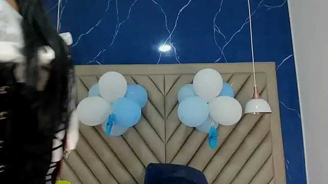 Snapshot of Ibbie_drastic chatting on 09/23/25, 12:08 Ibbie drastic online show from 09/23/25, 12:08