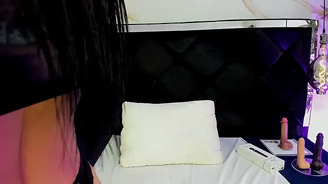 Snapshot of Ibbie_drastic chatting on 04/25/26, 12:08 Ibbie drastic online show from 04/25/26, 12:08