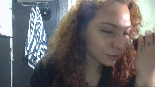 Snapshot of VioletV chatting on 05/23/26, 12:16 VioletV online show from 05/23/26, 12:16