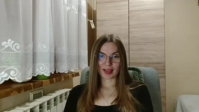 LooveELLYx online show from 11/21/25, 05:28