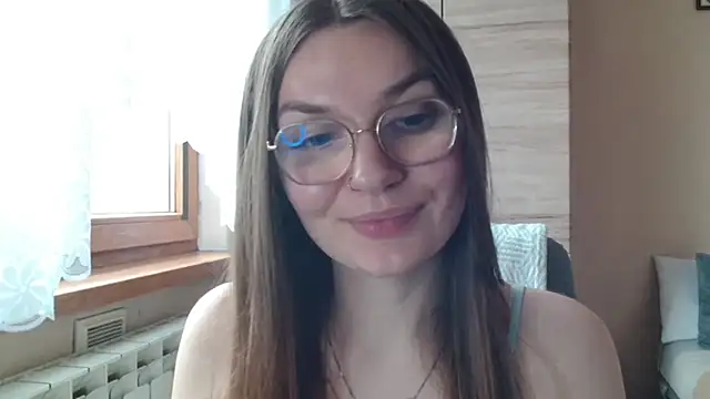 Snapshot of LooveELLYx chatting on 07/07/26, 07:23 LooveELLYx online show from 07/07/26, 07:23