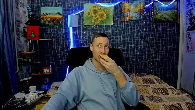 CuteBoy228 online show from 01/14/26, 07:30