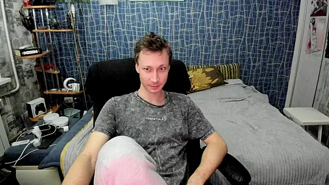 CuteBoy228 online show from 04/01/26, 10:18