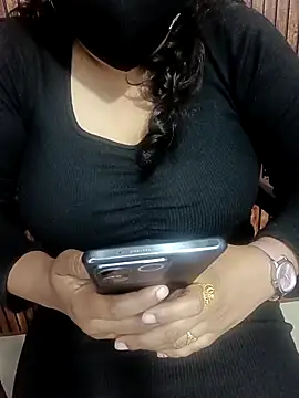 Snapshot of sapna_2121 chatting on 09/10/25, 07:41 sapna 2121 online show from 09/10/25, 07:41