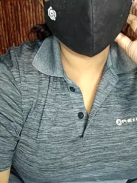 Snapshot of sapna_2121 chatting on 10/08/25, 10:13 sapna 2121 online show from 10/08/25, 10:13