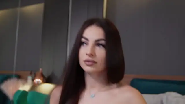 EmilyTrix online show from 02/12/26, 05:46