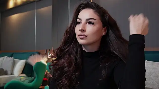 EmilyTrix online show from 04/10/26, 09:30