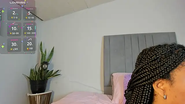 Sophia Ebony online show from 10/23/25, 12:26