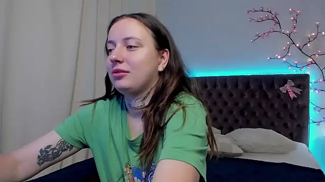 Snapshot of LilaVame chatting on 09/14/25, 07:46 LilaVame online show from 09/14/25, 07:46