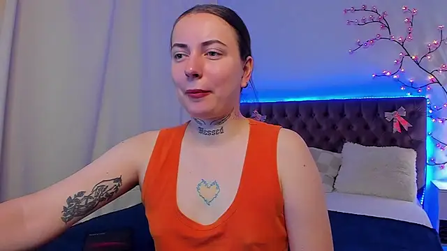 Snapshot of LilaVame chatting on 10/13/25, 07:25 LilaVame online show from 10/13/25, 07:25