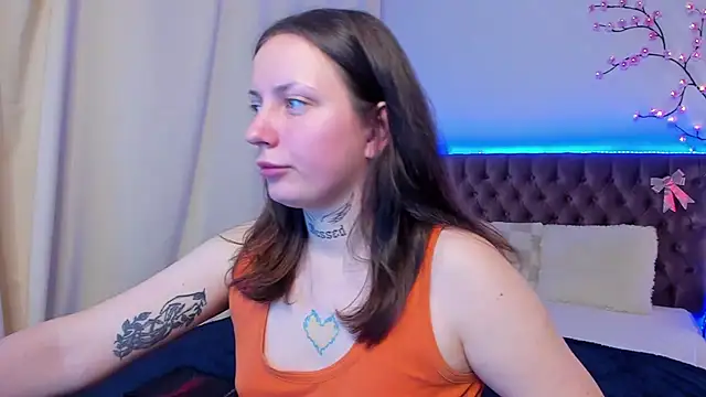 Snapshot of LilaVame chatting on 10/26/25, 08:59 LilaVame online show from 10/26/25, 08:59