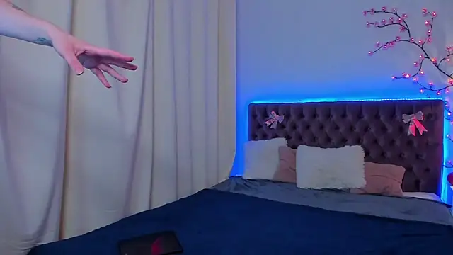 Snapshot of LilaVame chatting on 11/25/25, 08:42 LilaVame online show from 11/25/25, 08:42