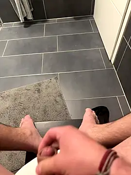 Snapshot of yungdboiy chatting on 09/12/25, 11:04 yungdboiy online show from 09/12/25, 11:04