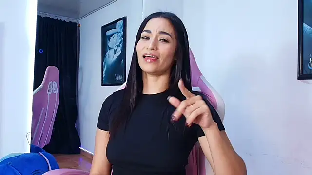 GraceWallace  online show from 07/17/26, 04:41