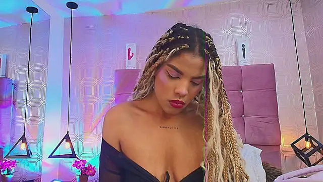 LexieBloom online show from 10/07/25, 03:58