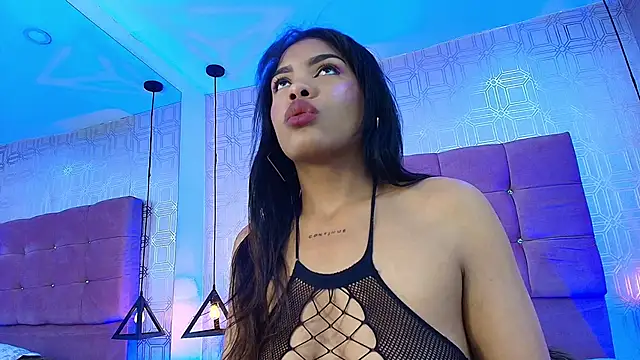 LexieBloom online show from 11/20/25, 03:39