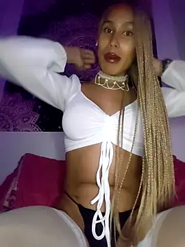 Snapshot of AngelinaSexFit chatting on 02/15/26, 05:37 AngelinaSexFit online show from 02/15/26, 05:37