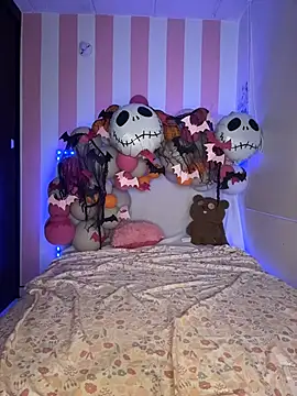 Snapshot of tetonic_04 chatting on 11/02/25, 10:34 tetonic 04 online show from 11/02/25, 10:34