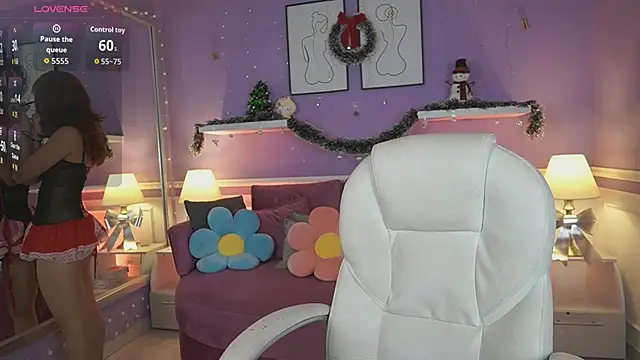 Snapshot of DahliaGrey chatting on 12/05/25, 11:41 DahliaGrey online show from 12/05/25, 11:41