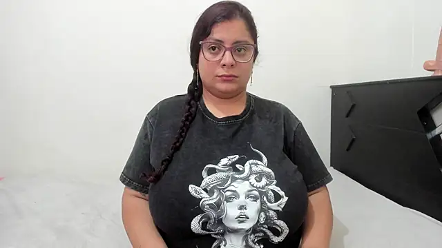 Snapshot of from_heaven1 chatting on 10/22/25, 07:57 from heaven1 online show from 10/22/25, 07:57