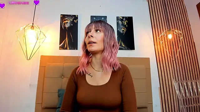 alesziarose online show from 09/18/25, 08:00