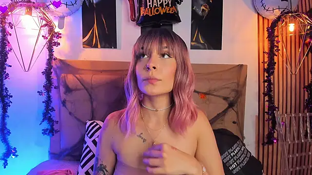 alesziarose online show from 10/08/25, 07:55