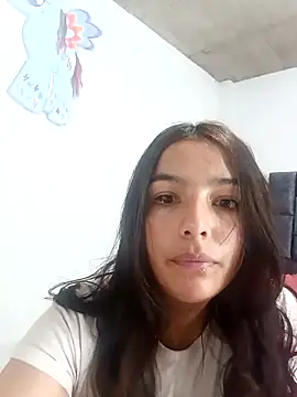 Esmeraldaa- online show from 12/20/25, 03:24