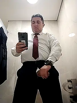 BigCristh79 online show from 05/03/26, 01:06