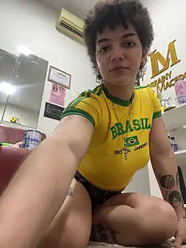 Snapshot of CamillyBlum chatting on 06/19/26, 11:41 CamillyBlum online show from 06/19/26, 11:41