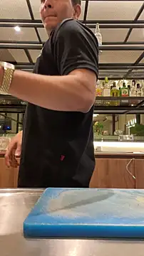 RobinLenoxx online show from 11/13/25, 12:09