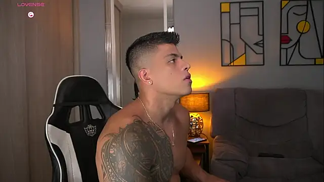 tyler muscle1 online show from 04/25/26, 04:37