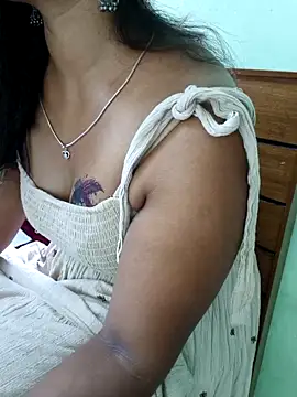 Laxmipriyatamil online show from 04/28/26, 02:27