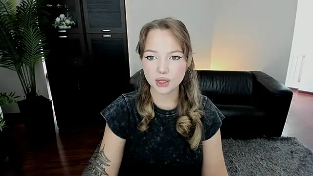 MariaRobinsone online show from 10/14/25, 11:44