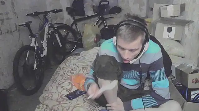 makarov1993 online show from 10/03/25, 05:26