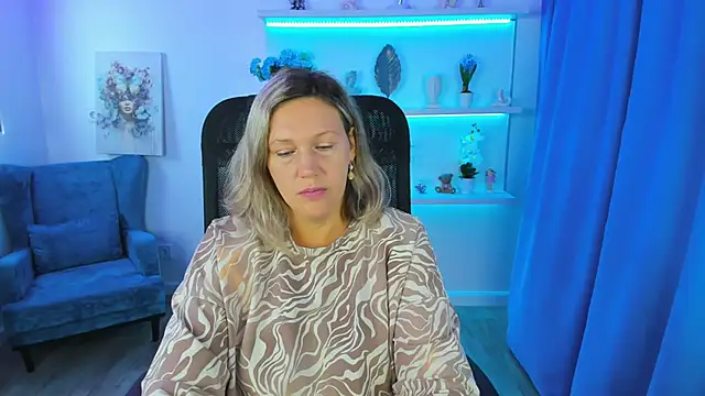 NinaStarle online show from 09/10/25, 04:34