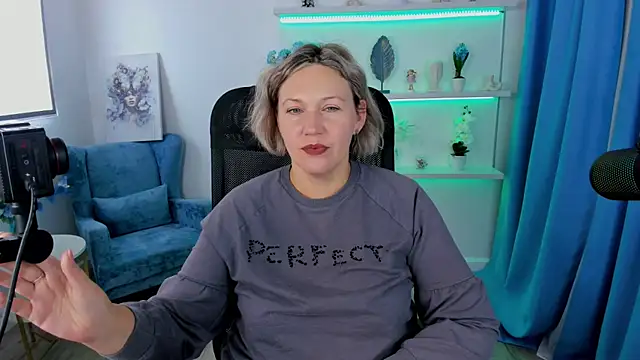 NinaStarle online show from 09/27/25, 04:28