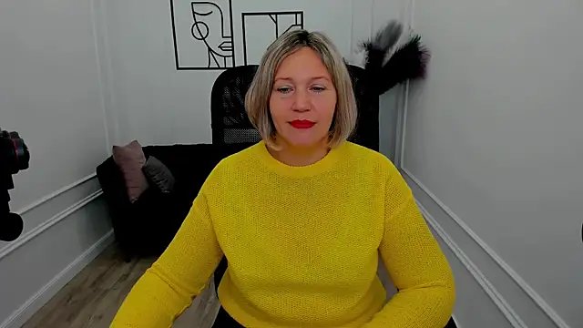 NinaStarle online show from 10/02/25, 04:41