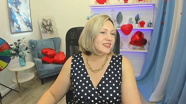 NinaStarle online show from 02/11/26, 11:48