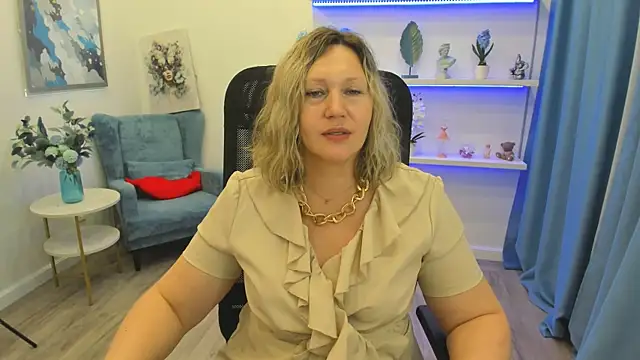 NinaStarle online show from 05/16/26, 10:36
