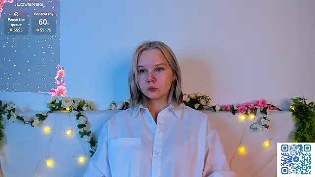 girlllsooft online show from 11/30/25, 02:15