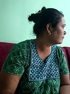 tamilaruvi online show from 04/19/26, 05:18